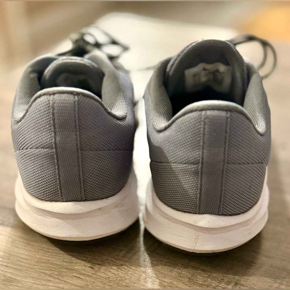 Nike Downshifter 9 | Women’s Size 10.5 | Cool Grey Running Shoes NEW - Picture 5 of 8